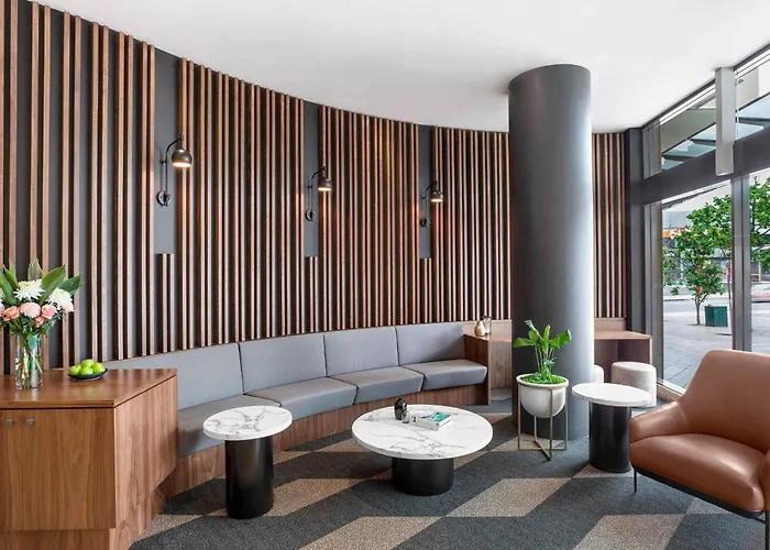 Luxury hotel only: Mantra Chatswood