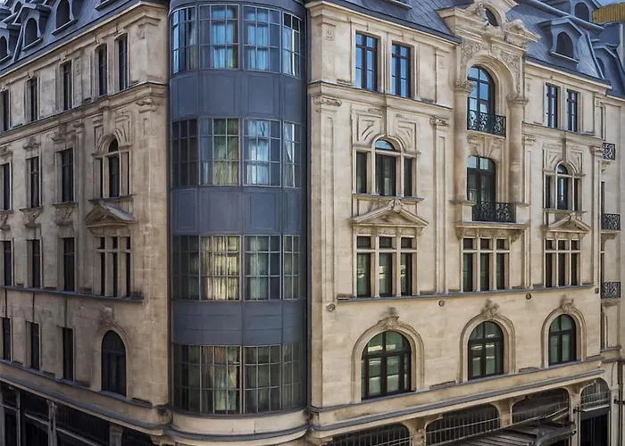 Hotel mit Pool: Palazzo Donizetti Istanbul, Tapestry Collection By Hilton