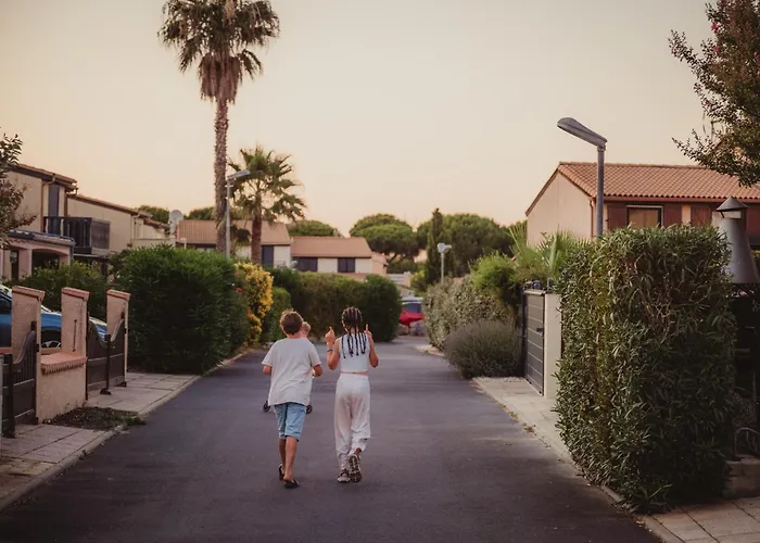 Hôtel Jacuzzi: Les Tamaris et Les Portes du Soleil