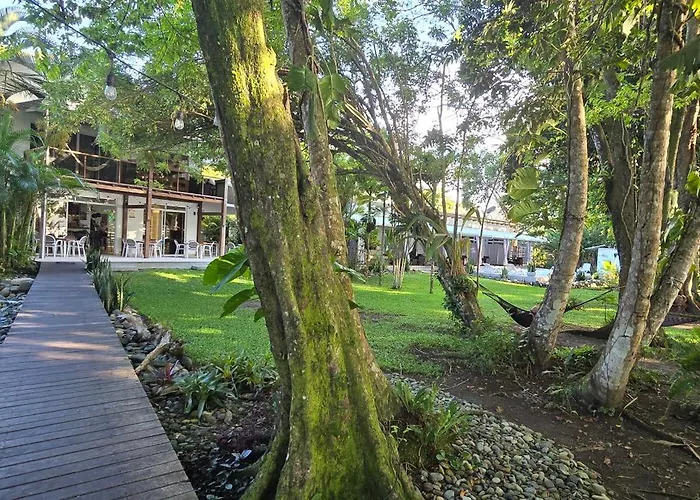 Cahuita Inn