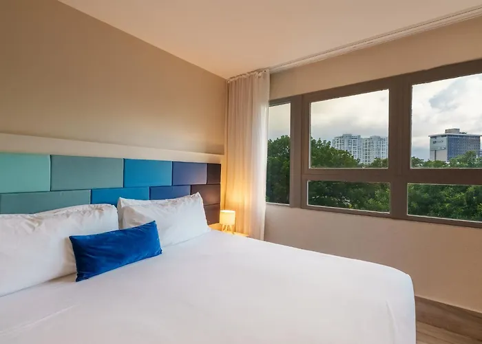 3 star hotel: The Wave Hotel Condado