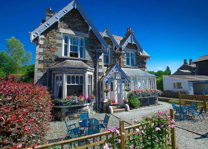 B&B only: Elim Bank Guest House