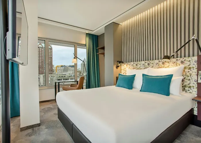 Central hotel: Motel One Rotterdam