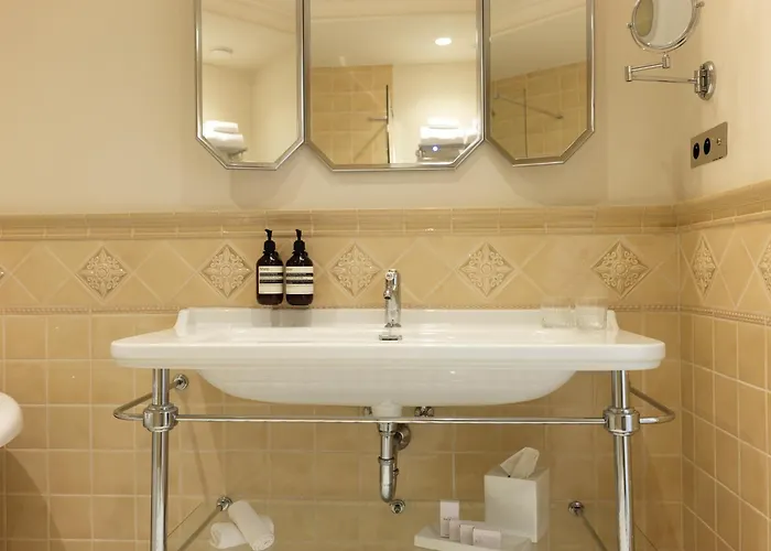 Family Hotel: Hotel Fleur De Ville