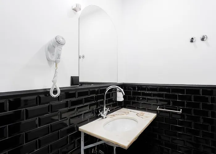 The Twenties By Guestready