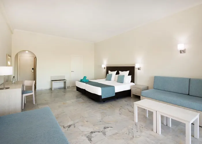 Hotel cerca del aeropuerto: Aluasun Costa Park
