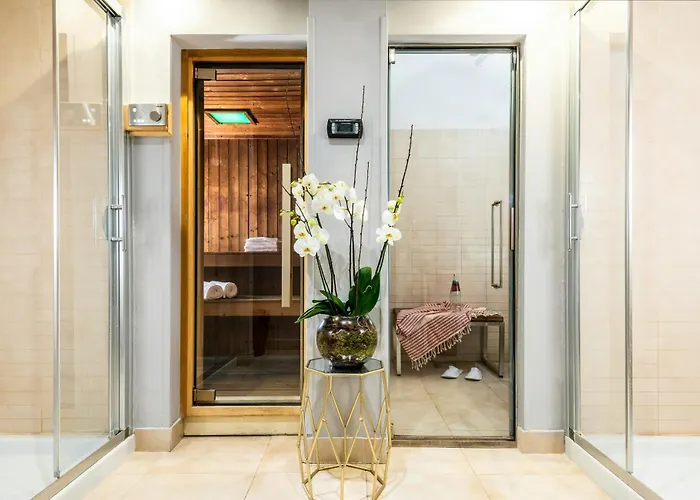 Pets Allowed Hotel Leonardo Boutique Rome Termini