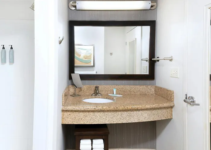 Courtyard By Marriott Sioux Falls