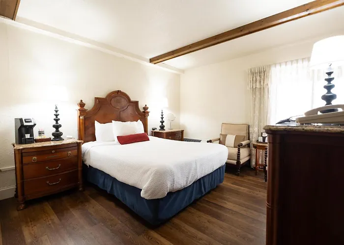 Fireside Inn And Suites Bangor