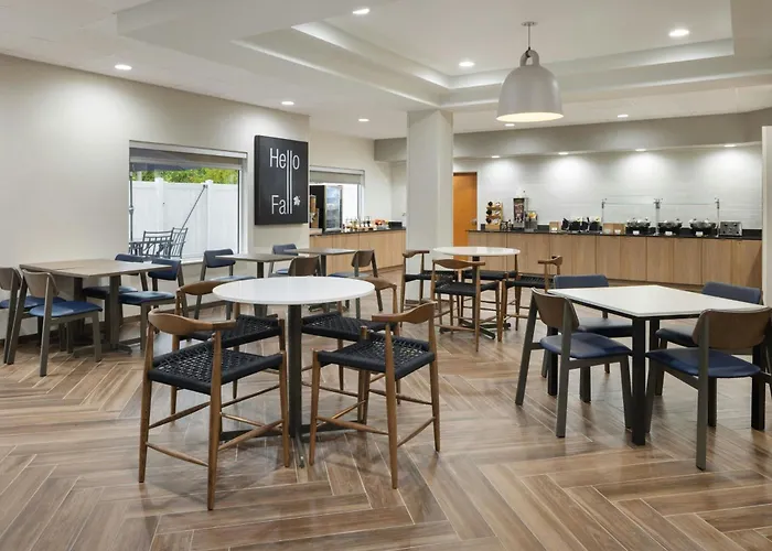 Jacuzzi hotel: Fairfield Inn & Suites Lake City