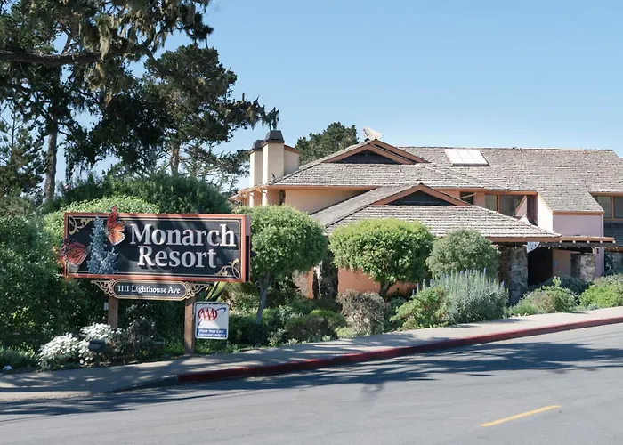 Family Hotel: The Monarch Resort