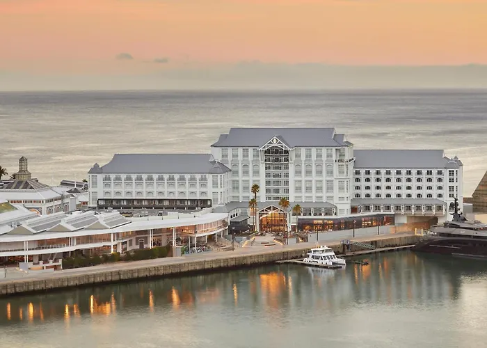 Luxury hotel only: Intercontinental Table Bay Cape Town By Ihg