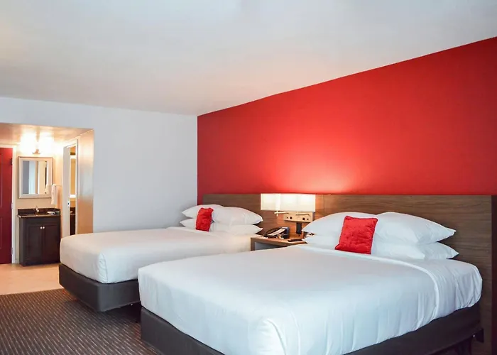 In Luxury hotels Red Lion Orlando Lake Buena Vista South- Near Disney
