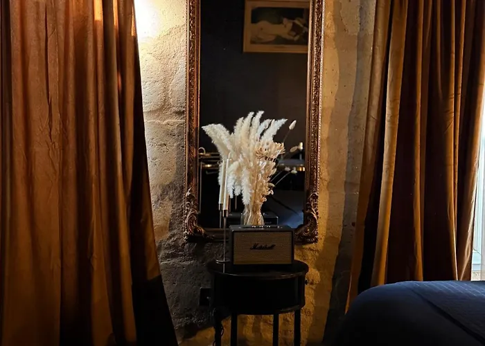 Location de vacances: Les Secrets de Marie-Astrid, Suite Love Room