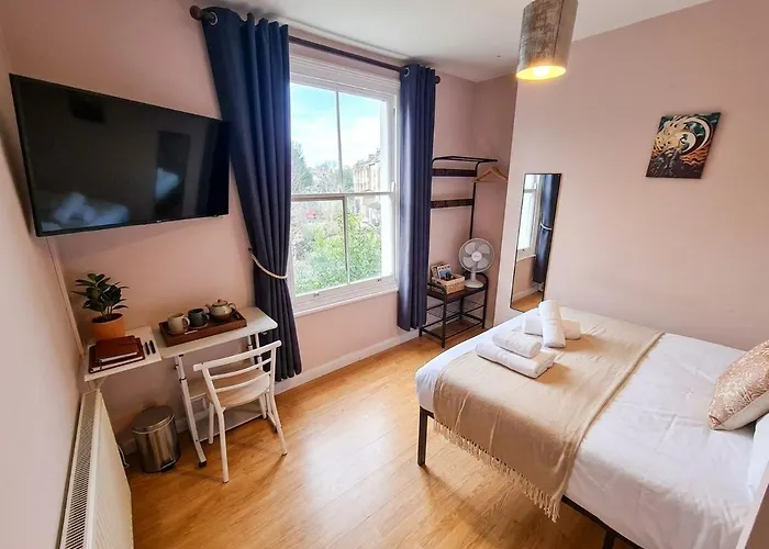 Guest house: 41 Home Near Kings Cross And Angel