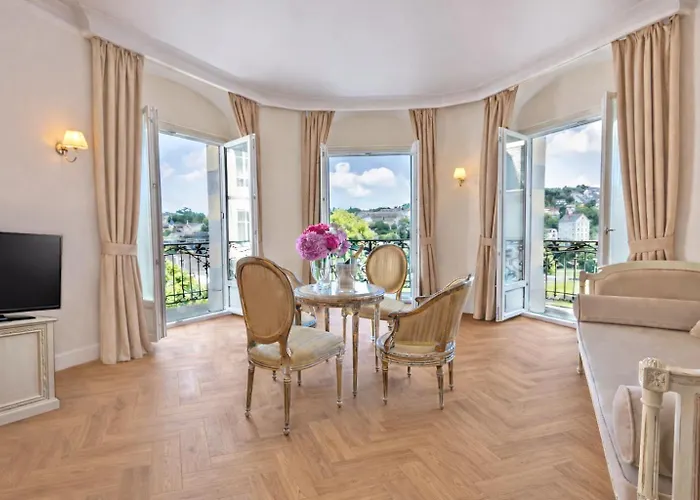 Hotel familiar: Grand Hotel Moderne