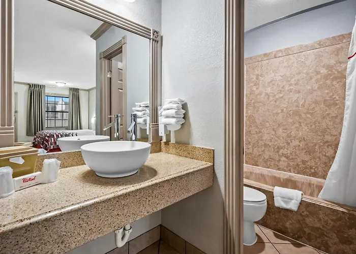 Cheap hotel: Red Roof Inn College Station