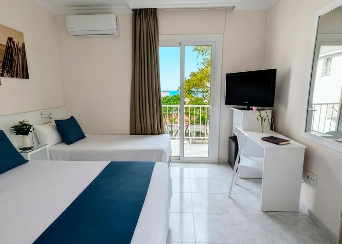 Hotel de 3 estrellas: Hotel Medium Claramar