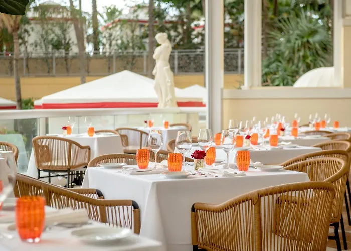 Hôtel accueillant les animaux: Acqualina Resort And Residences