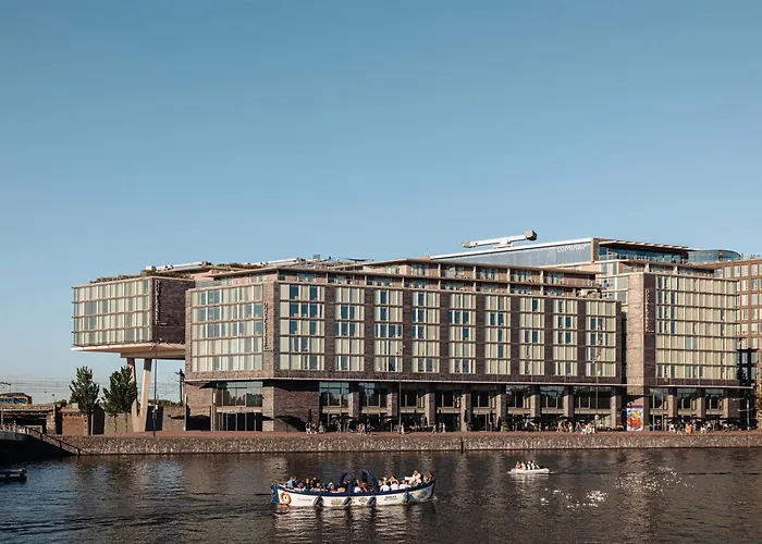 Hotel met uitzicht: DoubleTree by Hilton Amsterdam Centraal Station