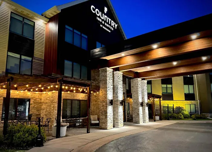 Country Inn & Suites By Radisson, Appleton Airport - Fox River Mall Area