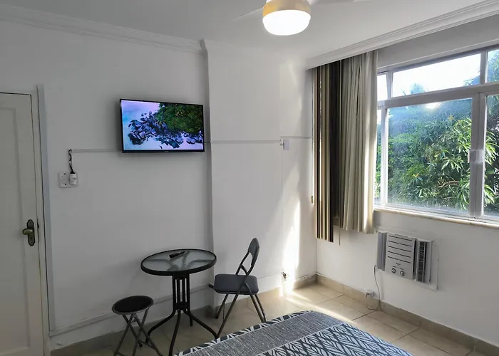 Alojamentos: Leblon Apartment - Two Bedroom,
