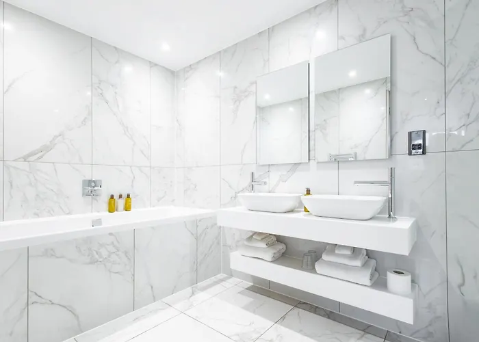 4 star hotel: The Inn On The Mile