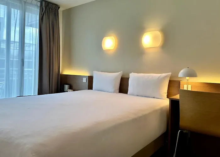 Family Hotel: Campanile Paris 12 - Bercy Village