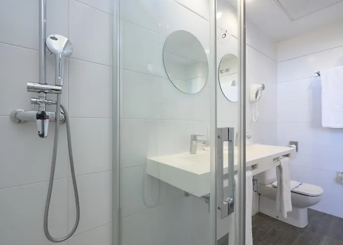 Hotel Jacuzzi: Hotel Pasarela