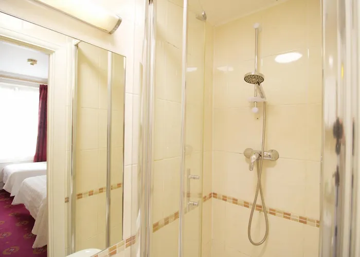 Hotel barato: Balmoral House Hotel