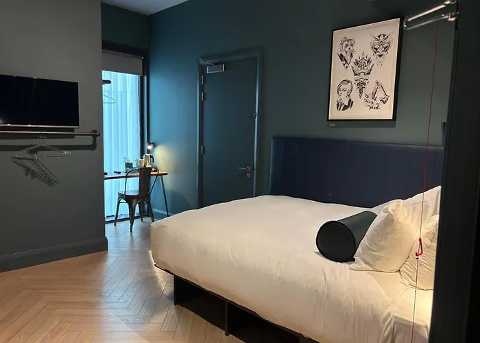 Cheap hotel: The Hendrick Smithfield