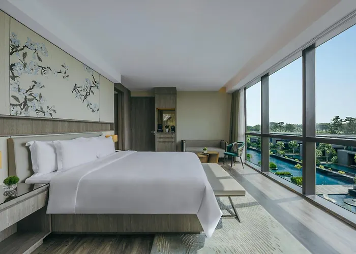 Resort: Dusit Thani Laguna Singapore