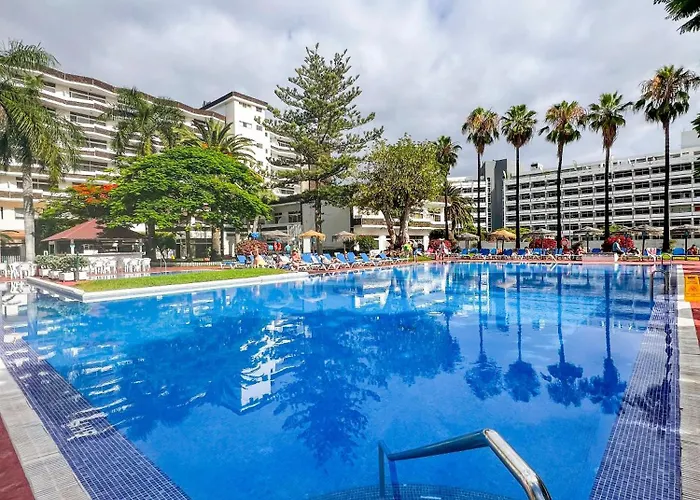 Hotel con tenis: Complejo Blue Sea Puerto Resort compuesto por Hotel Canarife y Bonanza Palace