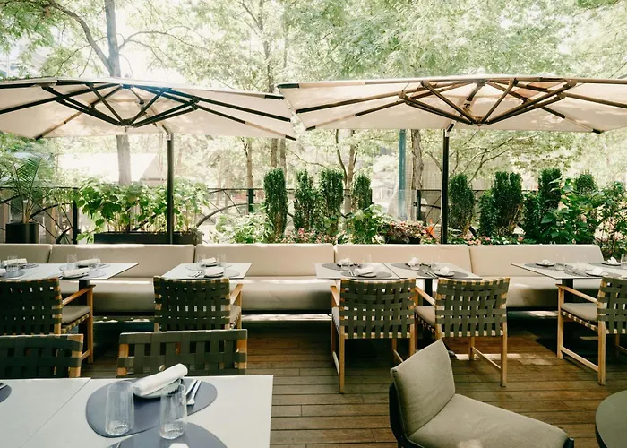 The Ritz-Carlton, Toronto