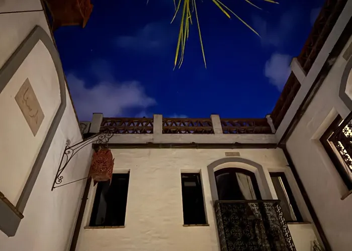 Darcilla Guest House Tarifa