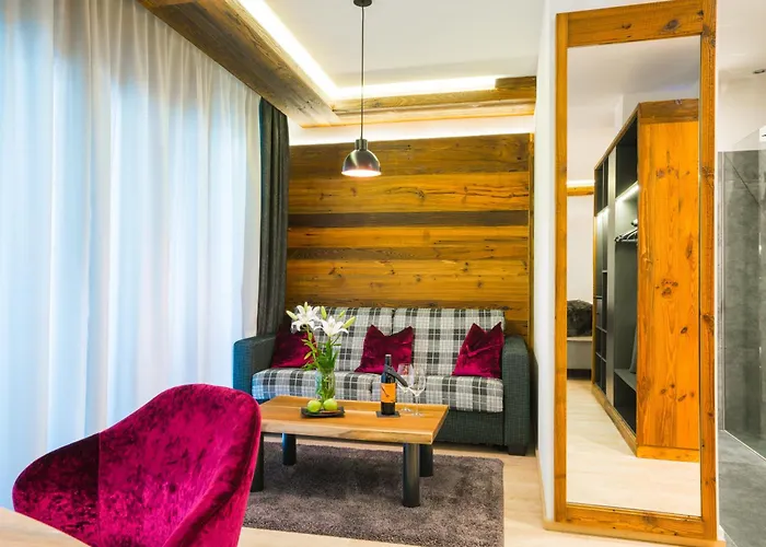 Hotel mit Pool: Sporthotel Cinderella