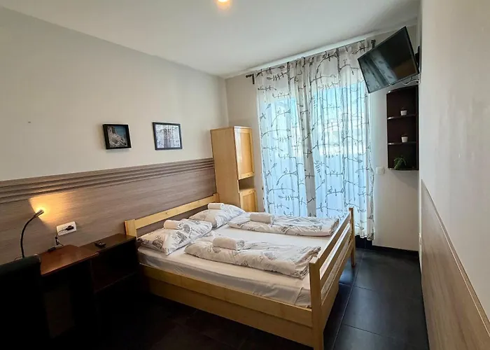 Hostel Moving
