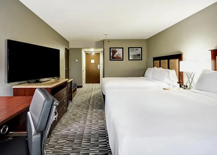 3 star hotels Doubletree By Hilton Augusta