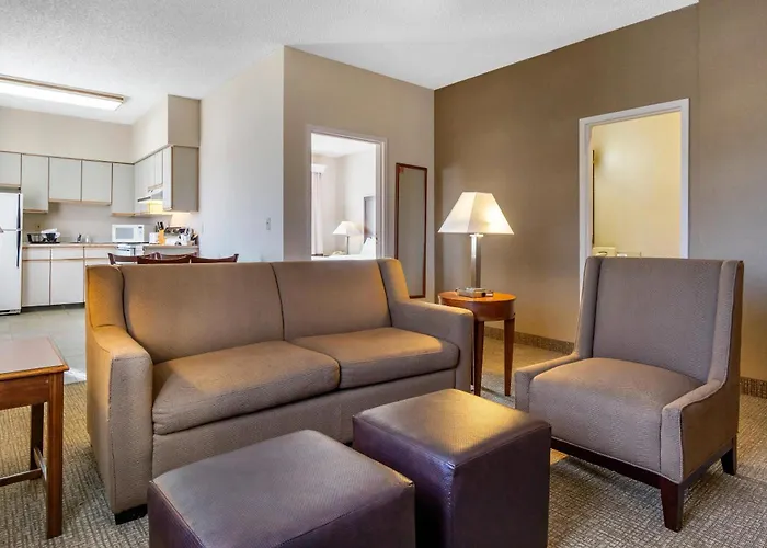 Comfort Inn & Suites Seattle North