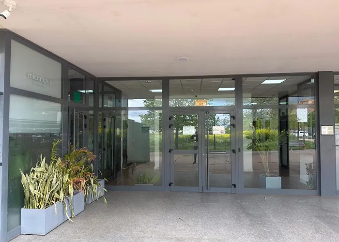  Micampus Logrono Student Residence