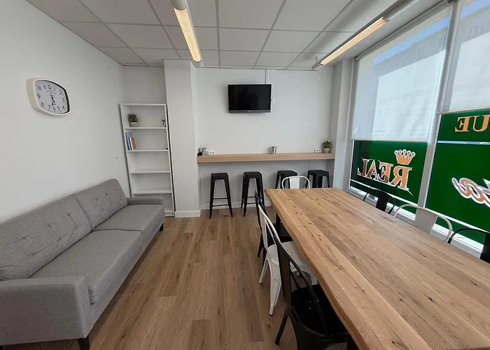 Albergue Porta Real No Bike Storage