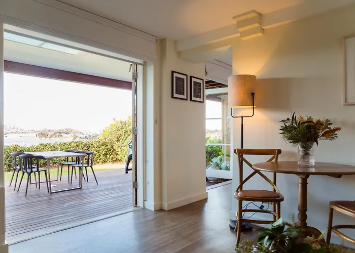 Cockatoo Island Accommodation
