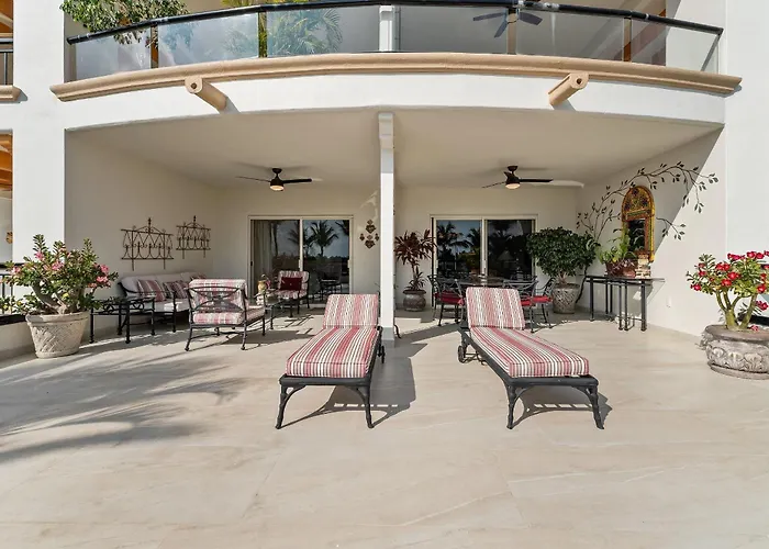 Grand Marina Villas