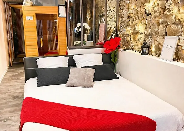 Sweet Loft Grenoble-Love Room avec jacuzzi&sauna