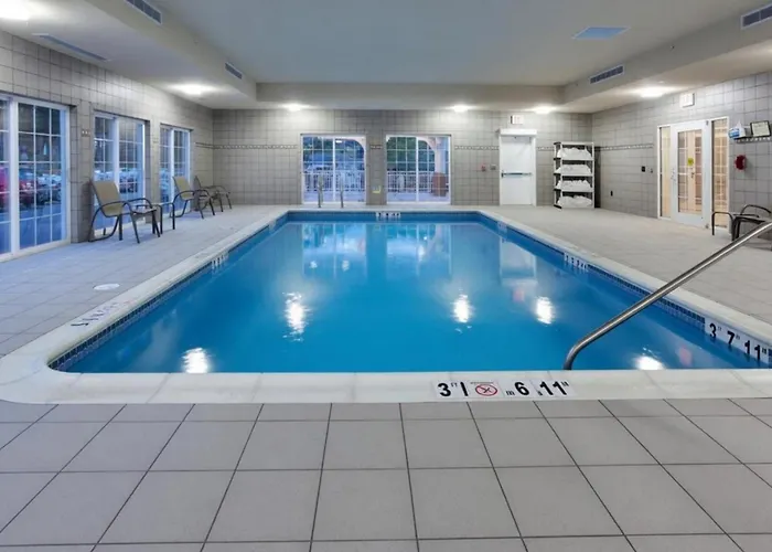 Kid friendly hotel Candlewood Suites Harrisburg I-81 Hershey Area By Ihg