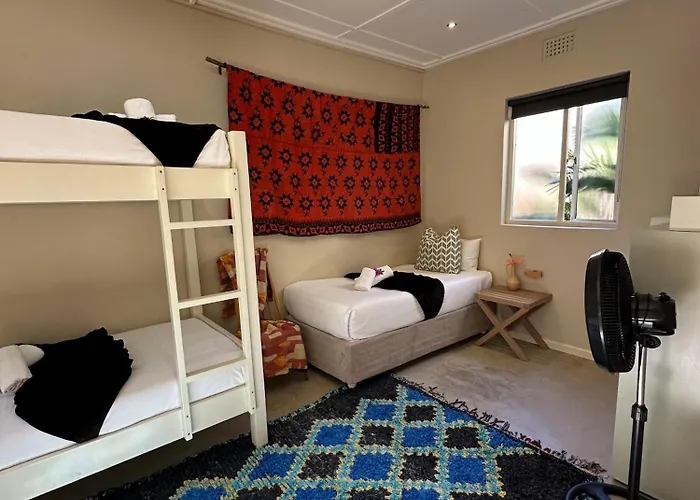 The Big - Luxury Backpackers