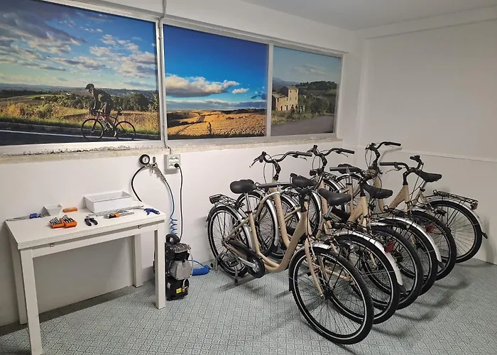 Hollywood