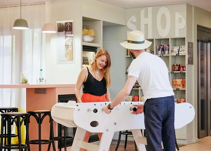 Pet Friendly hotel: Aparthotel Adagio Aix-En-Provence Centre