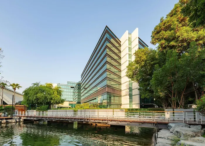 Creekside , Dubai - An Accor