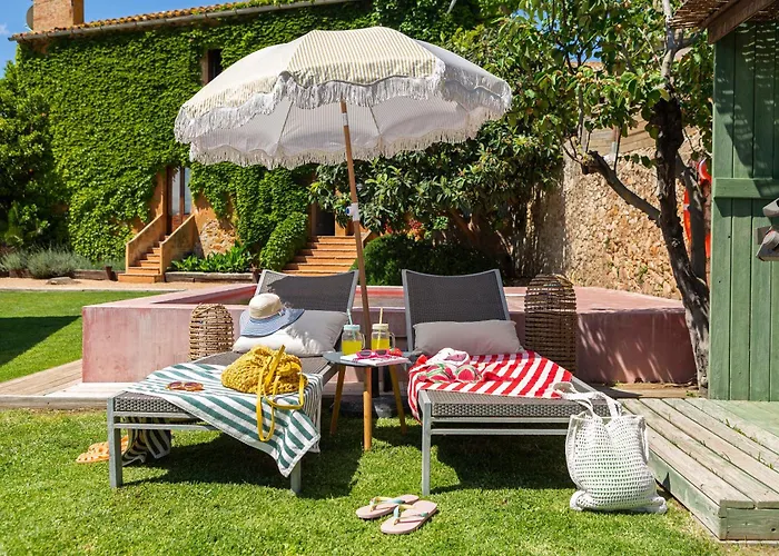 Apartamentos en la Rectoria de Regencós